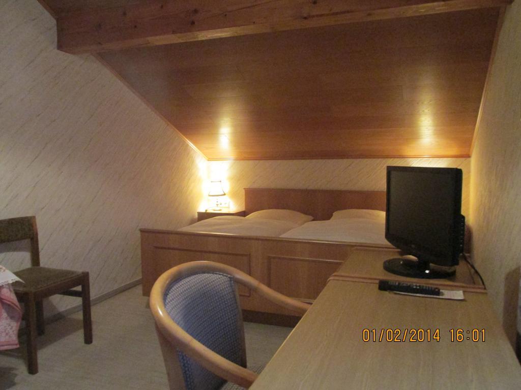 Hotel Schauenburg Tholey Habitación foto
