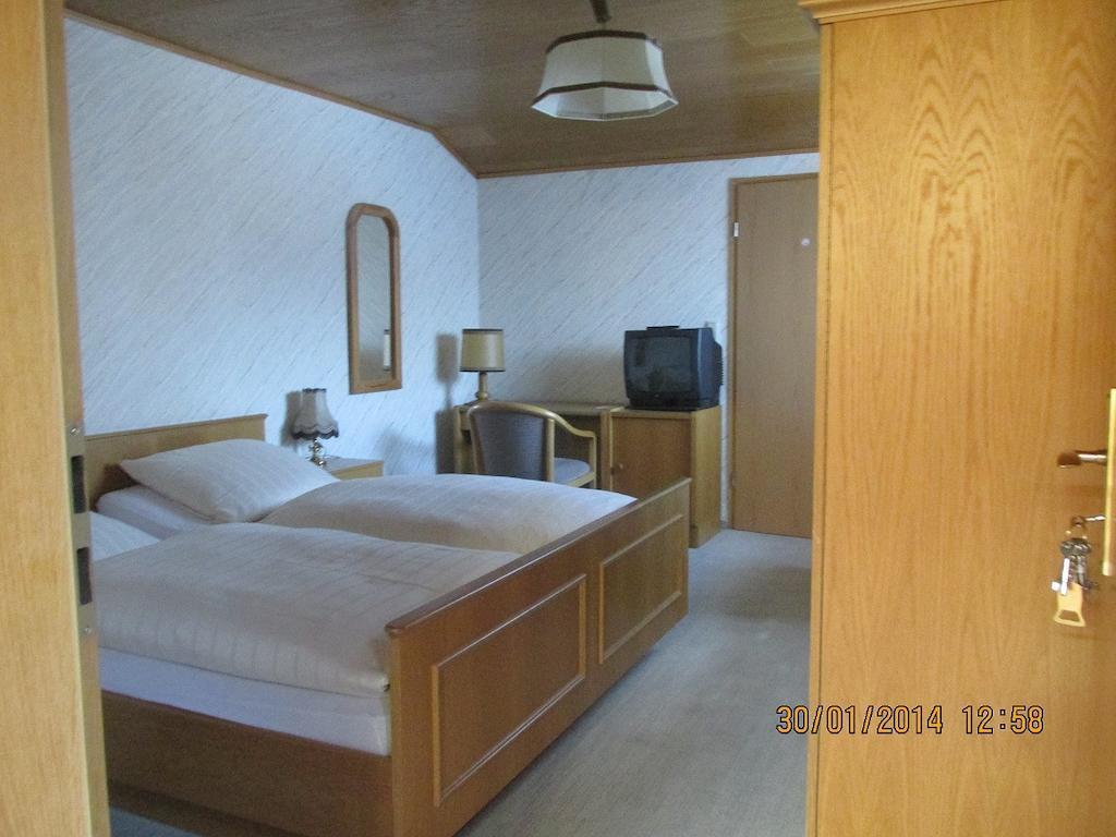 Hotel Schauenburg Tholey Habitación foto
